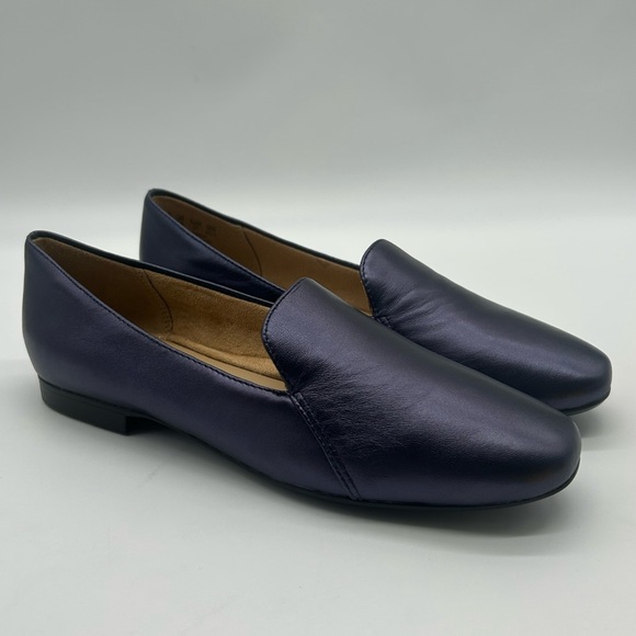 Naturalizer Emiline Flats Inky Navy Leather Loafers Size 7M | New With Box - Picture 4 of 13
